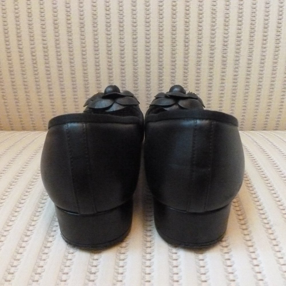 Chanel CC Logo Camellia Flower Low Heel Pumps - Picture 7 of 11